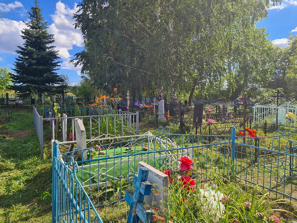 Кладбище. 2022г 